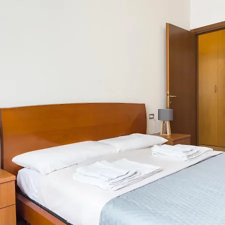 Sunrise 15 Min Duomo Apartment Milan Exterior photo